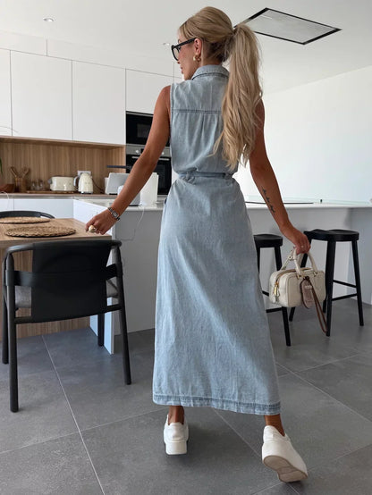 Kiona™ | Tidlös Denimklänning med Självförtroende i Varje Steg